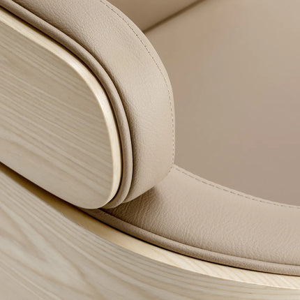 Парикмахерское кресло GABBIANO MALAGA, черно-золотое.