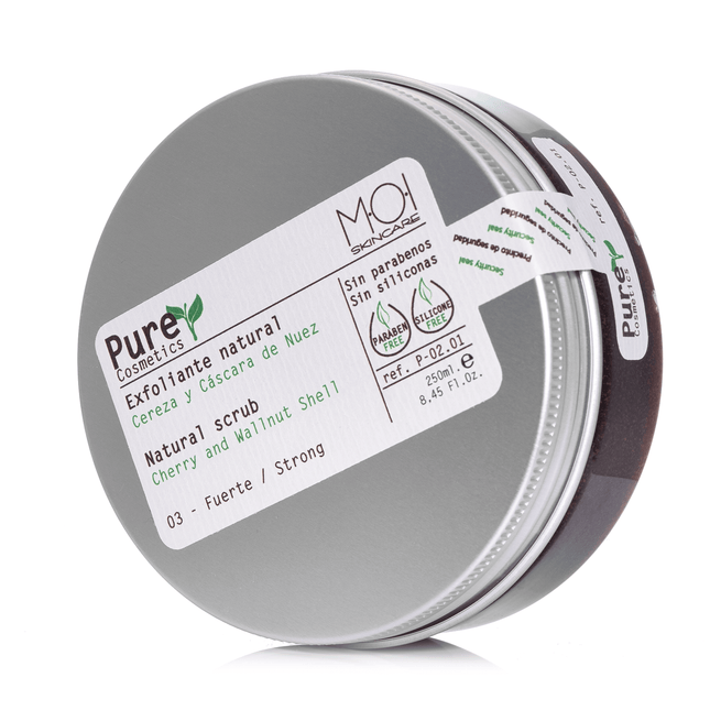 MOI Skincare Pure Cosmetics natūralus vyšnių ir graikinių riešutų lukštų šveitiklis, 250 ml