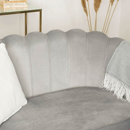 ZENDAYA dviejų vietų sofa kirpyklai su aukso spalvos kojelėmis – premium klasės interjeras