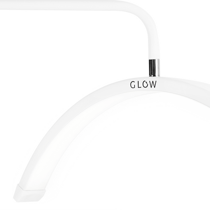 GLOW MX6 balta lempa blakstienų salono darbo vietai – tolygus šaltas apšvietimas tiksliam darbui