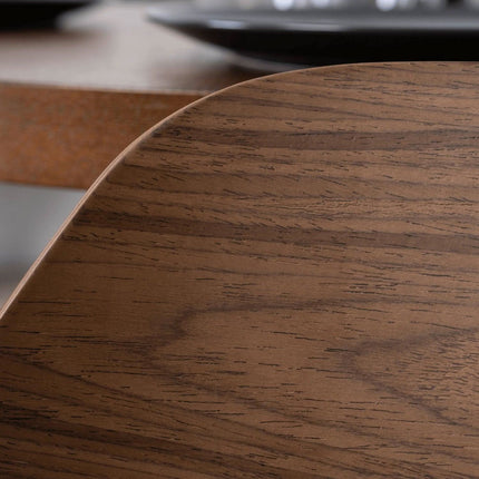 Lofto stiliaus krėslas ORBI – lenkta fanera, riešuto spalva - Beauty Kit