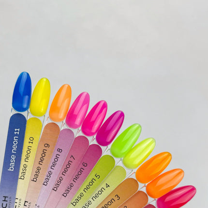 Profesionali TOUCH Neon Base 1 kamufliažinė gelinio nagų lako bazė – elastinga danga nagų studijoms